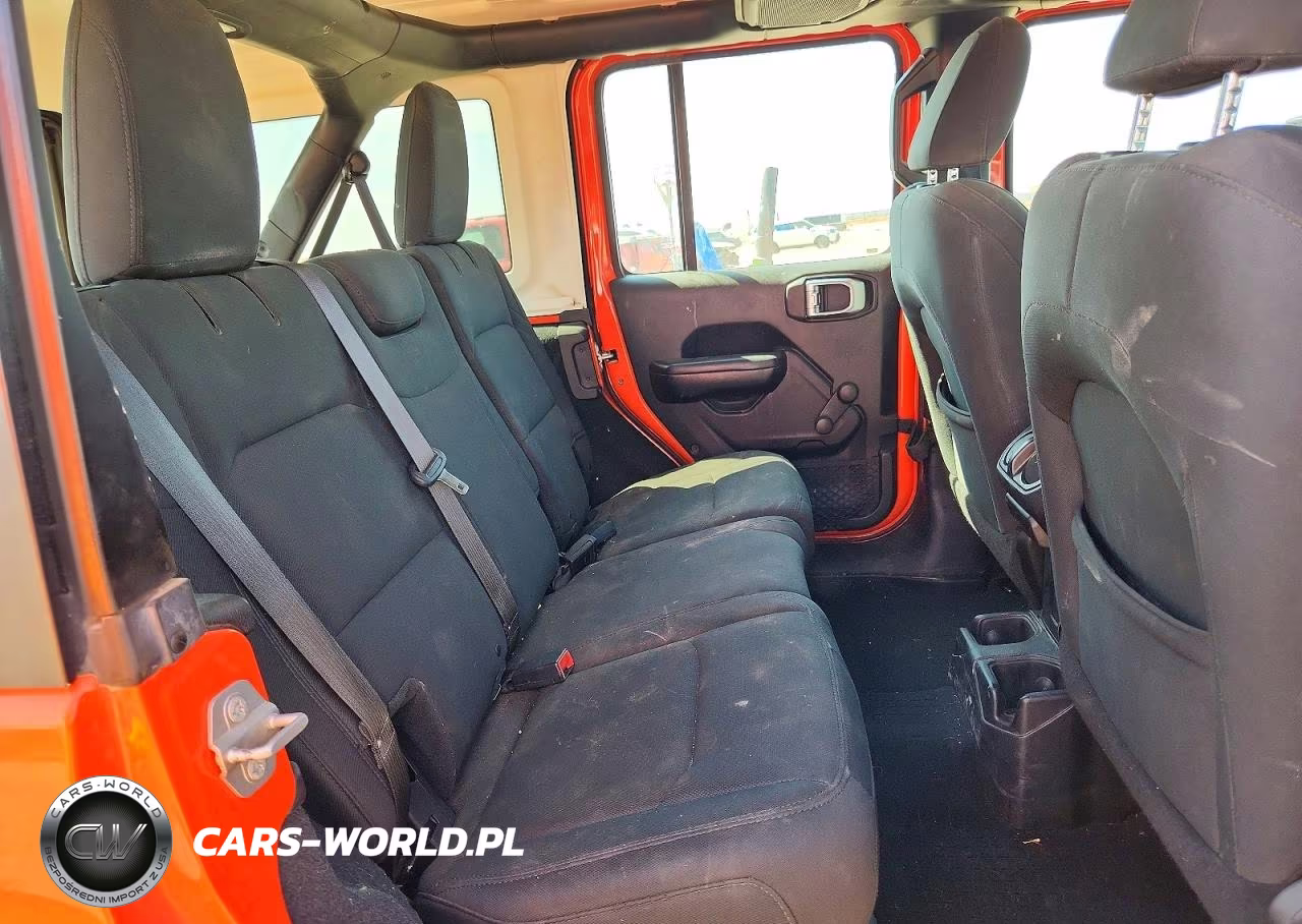 2018 Jeep Wrangler Unlimited Sport VIN:1C4HJXDN6JW203763 - 10
