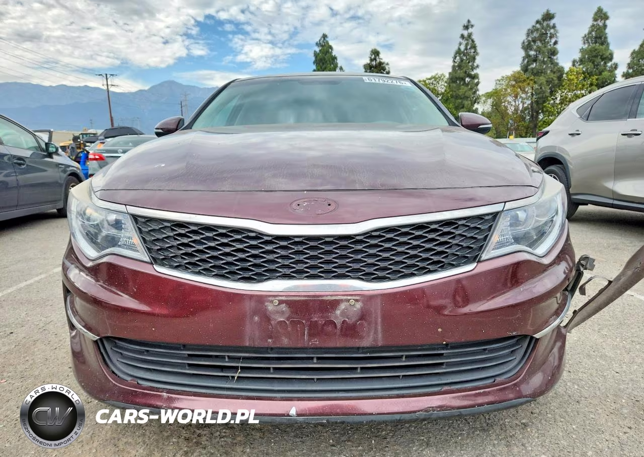 2018 Kia Optima Lx VIN:5XXGT4L30JG180745 - 5