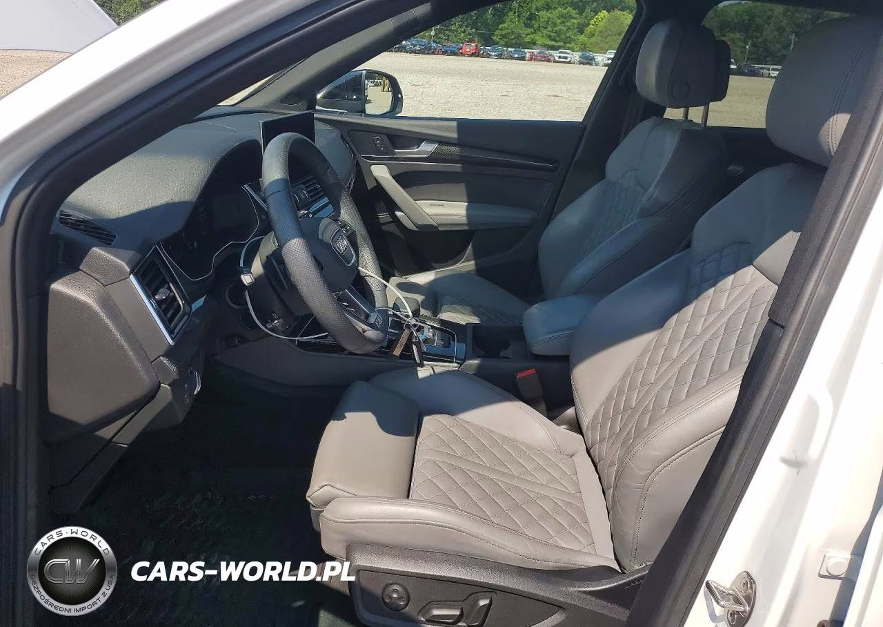 2025 Audi Sq5 Premium Plus VIN:WA1B4AFY3S2052062 - 7