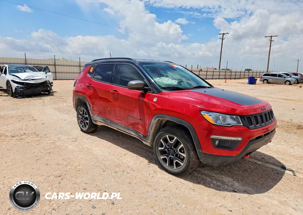 2020 Jeep Compass Trailhawk VIN:3C4NJDDB2LT184158 - 4