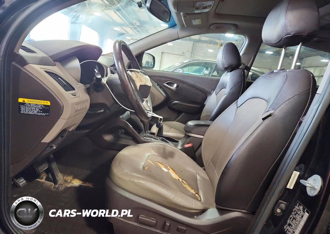2012 Hyundai Tucson Limited VIN:KM8JUCAC6CU475907 - 7