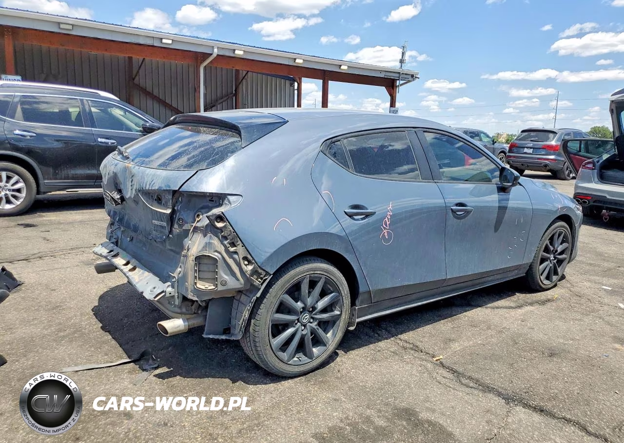 2022 Mazda 3 Preferred VIN:JM1BPALL2N1505961 - 3