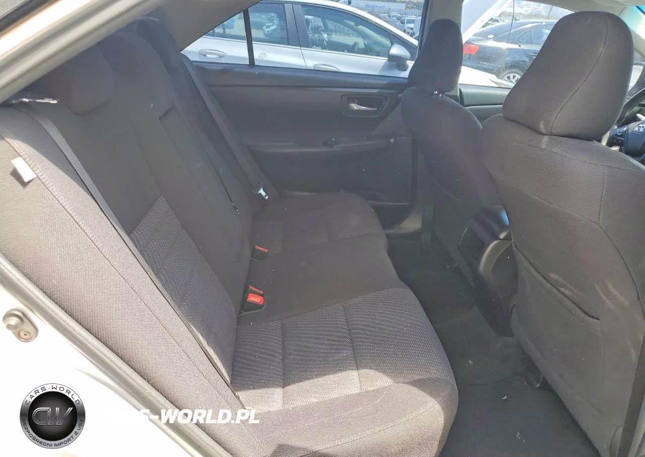 2017 Toyota Camry Le VIN:4T1BF1FK2HU454840 - 10