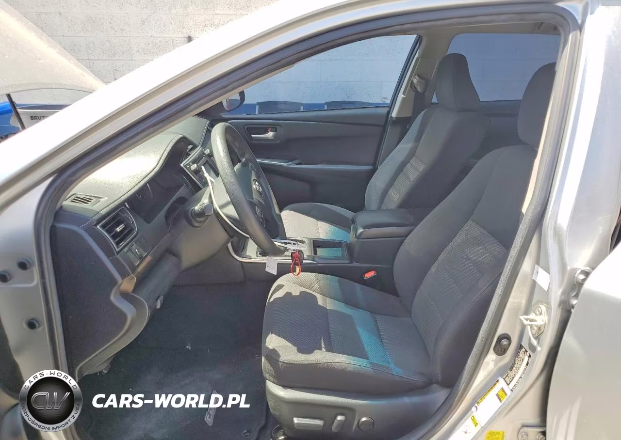 2017 Toyota Camry Le VIN:4T1BF1FK2HU454840 - 7