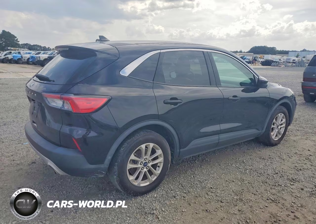2021 Ford Escape Se VIN:1FMCU0G67MUA59049 - 3