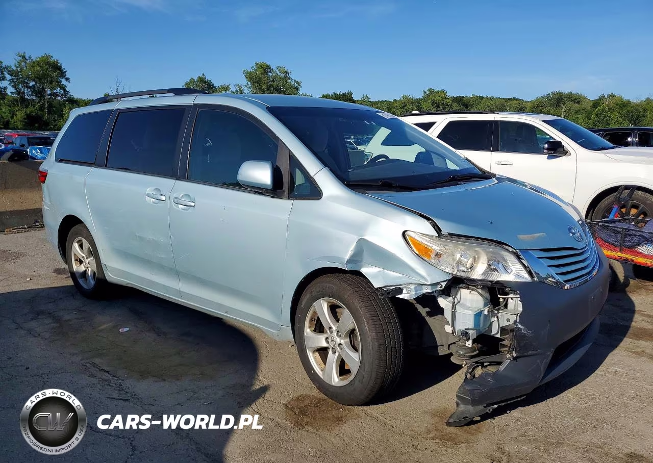 2006 Chrysler Town & Country Touring VIN:2A4GP54L76R869019 - 4