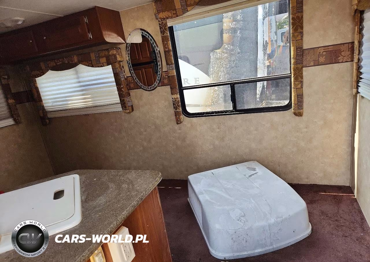 2009 Skyline Layton Recreational Vehicle (Rv) VIN:1SE300N249A000123 - 8