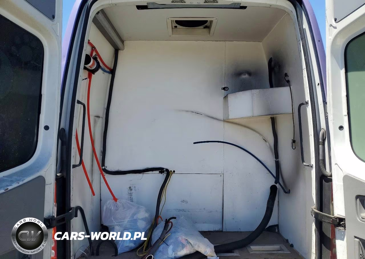2010 Freightliner Sprinter 2500 VIN:WDYPE8CC4A5474353 - 10