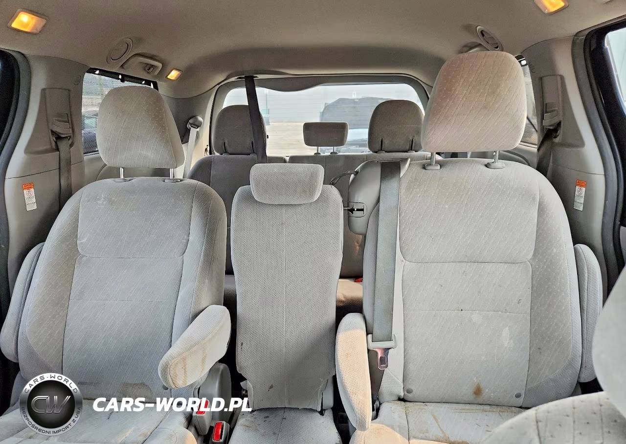 2017 Toyota Sienna Le VIN:5TDKZ3DC3HS822658 - 10