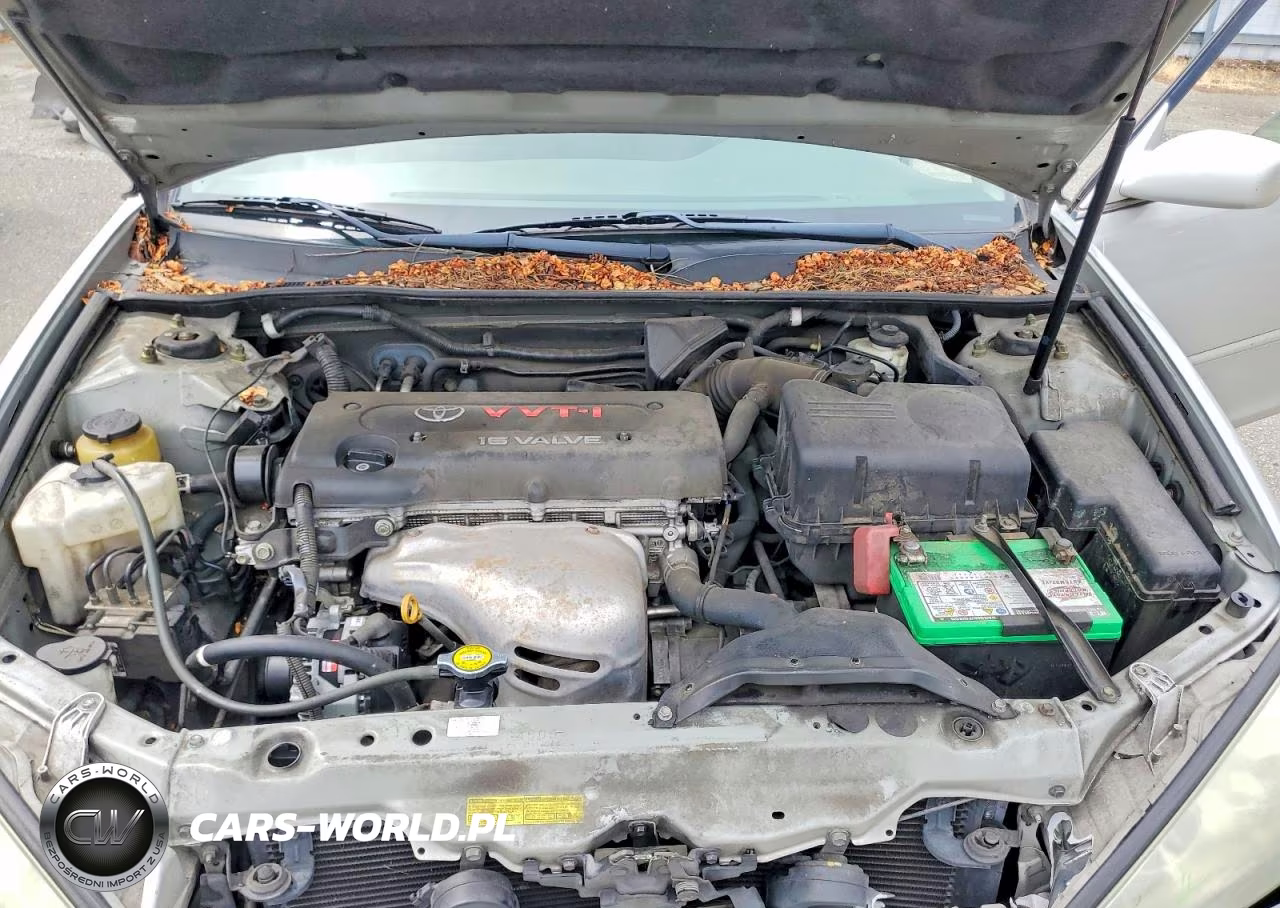 2004 Toyota Camry Le VIN:4T1BE30K44U311924 - 11