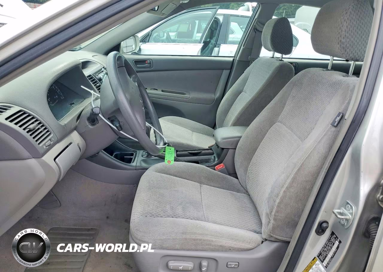 2004 Toyota Camry Le VIN:4T1BE30K44U311924 - 7