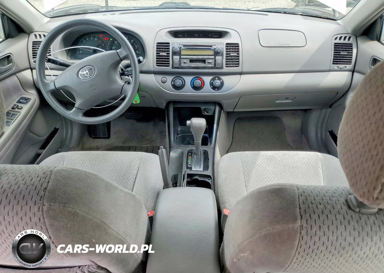 2004 Toyota Camry Le VIN:4T1BE30K44U311924 - 8