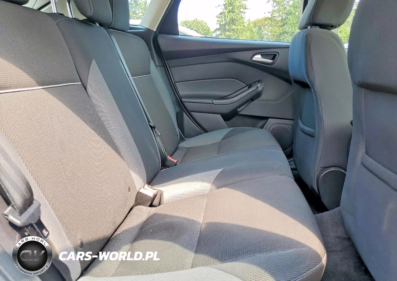 2014 Ford Focus Se VIN:1FADP3K2XEL132613 - 11