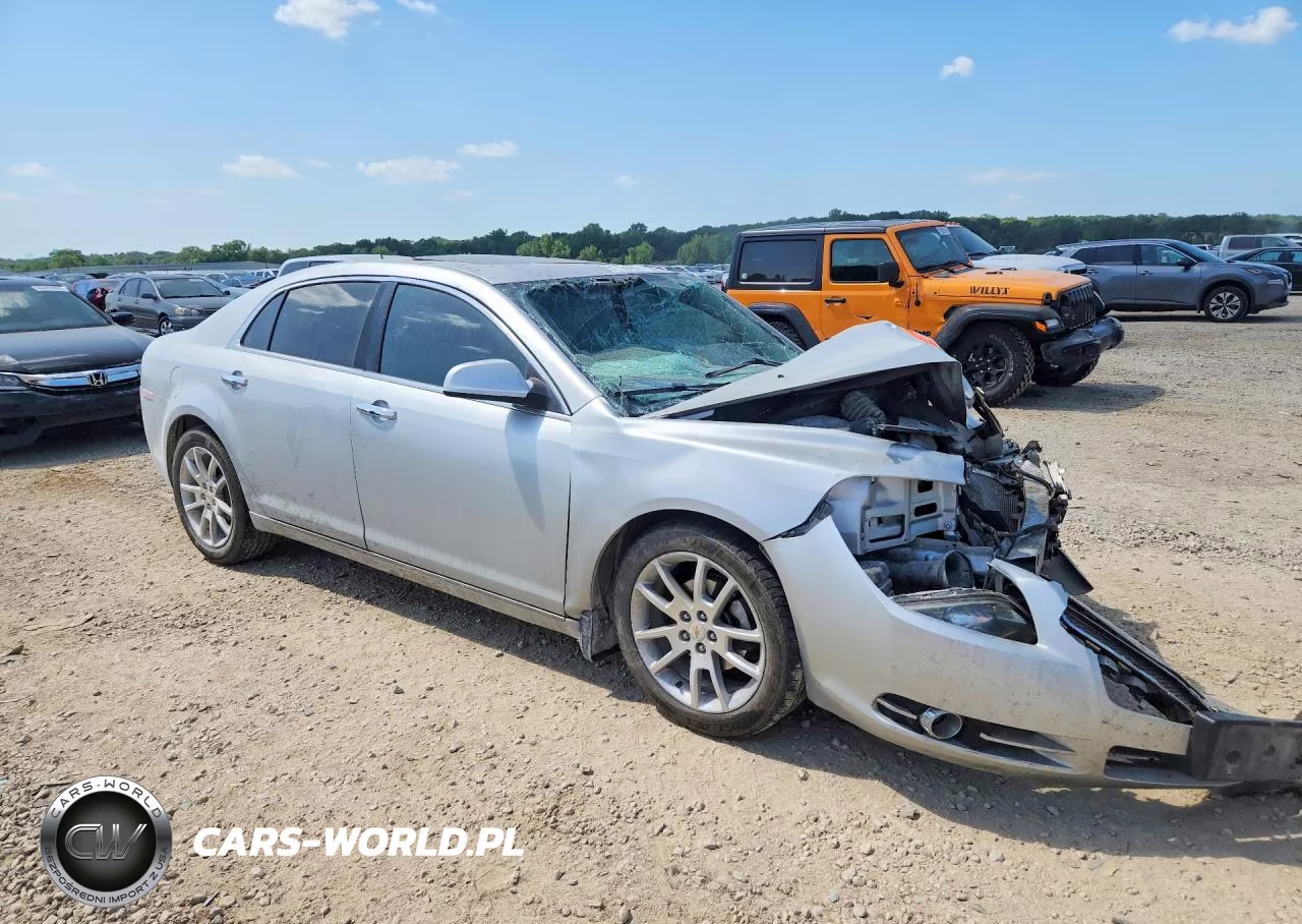 2011 Chevrolet Malibu VIN:1G1ZE5E15BF260720 - 4