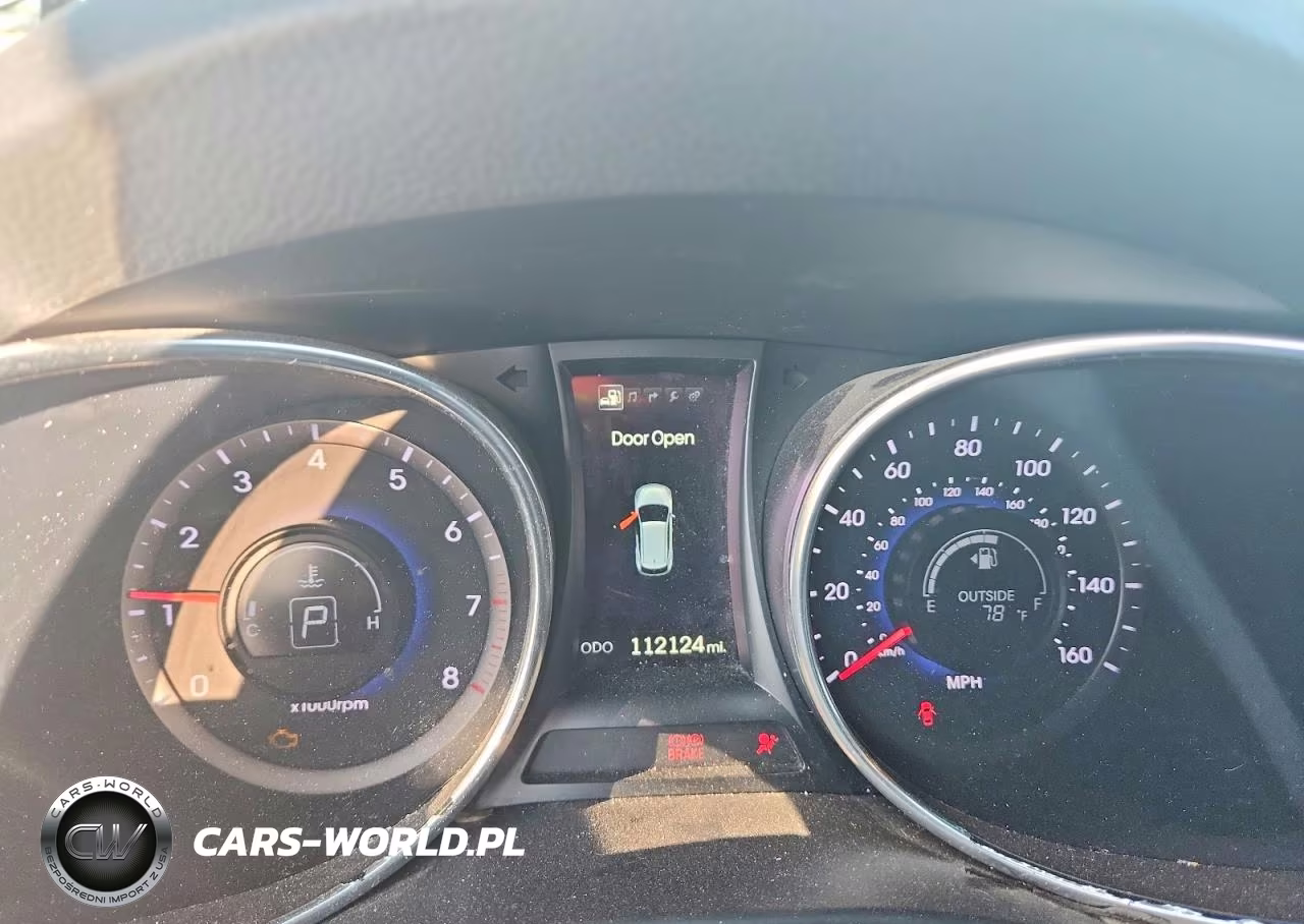 2015 Hyundai Santa Fe Sport 2.4L VIN:5XYZUDLB1FG235655 - 9