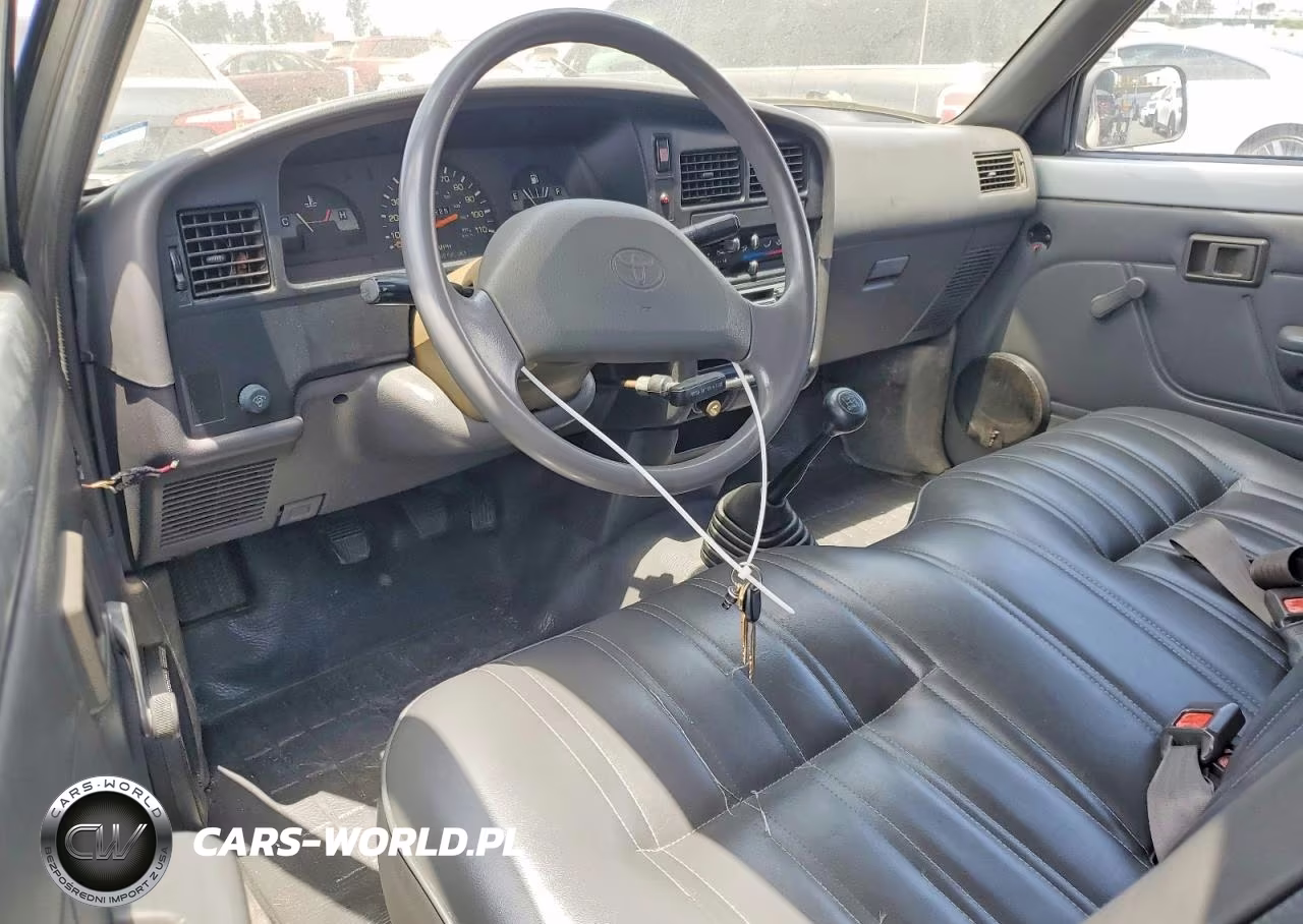 1992 Toyota Pickup 1-2 Ton Short Wheelbase VIN:JT4RN81A2N0092167 - 8