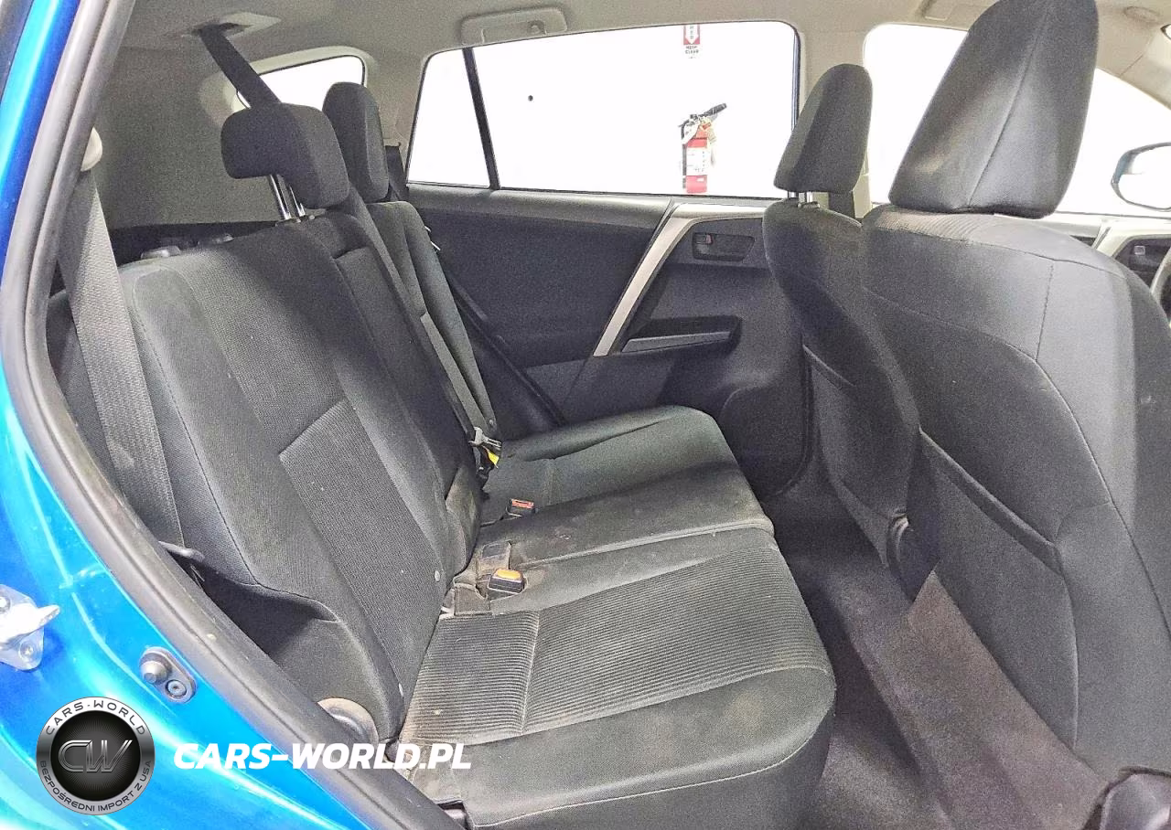 2018 Toyota Rav4 Le VIN:JTMZFREVXJJ151471 - 11