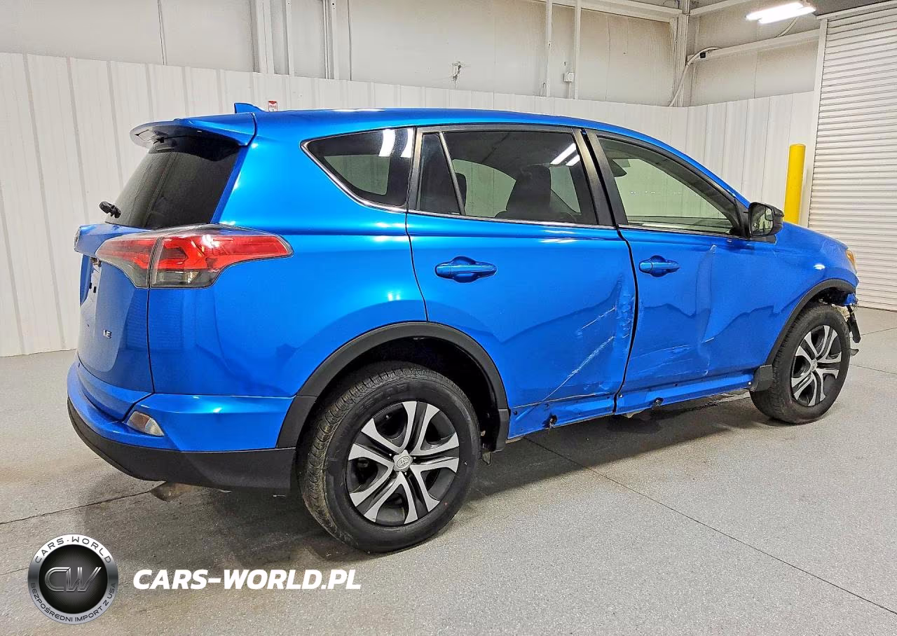 2018 Toyota Rav4 Le VIN:JTMZFREVXJJ151471 - 3