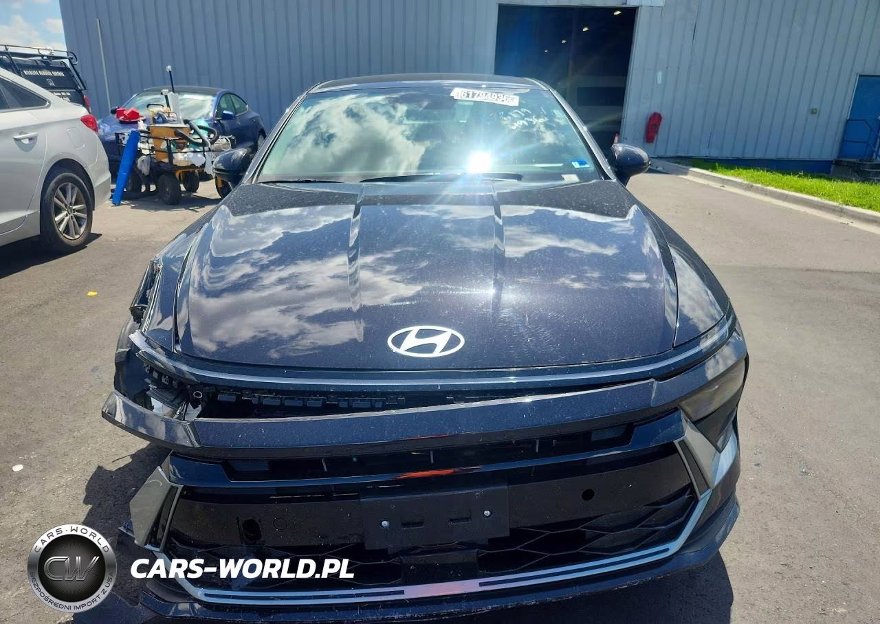 2026 Hyundai Sonata Hybrid Blue VIN:KMHL24JJ8TA146551 - 5