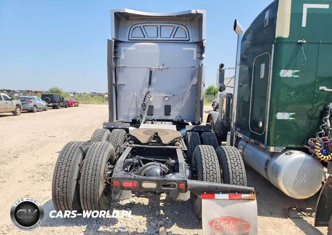 2020 Peterbilt 579 Semi Truck VIN:1XPBD49X1LD675937 - 6