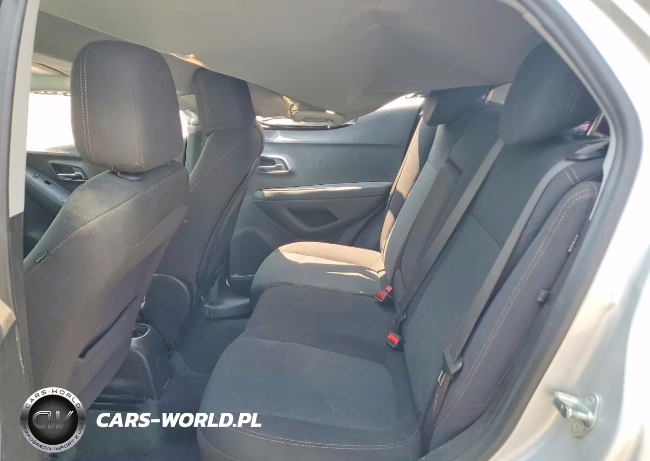 2020 Chevrolet Trax Ls VIN:3GNCJKSBXLL112260 - 10