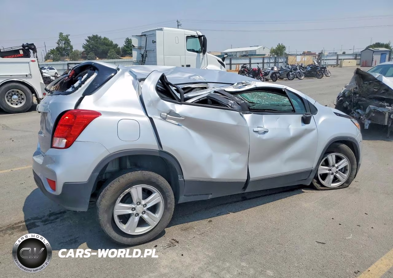 2020 Chevrolet Trax Ls VIN:3GNCJKSBXLL112260 - 3