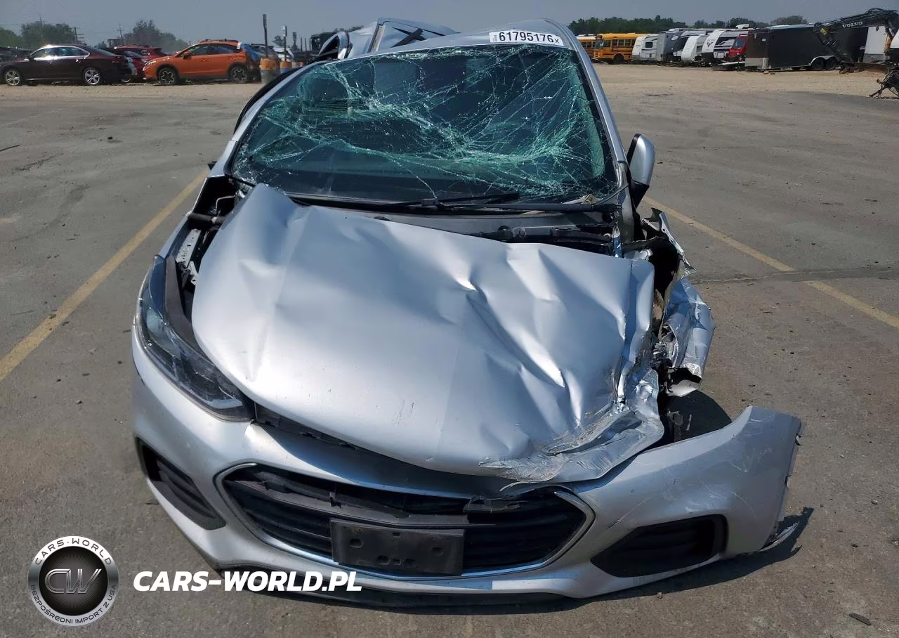 2020 Chevrolet Trax Ls VIN:3GNCJKSBXLL112260 - 5