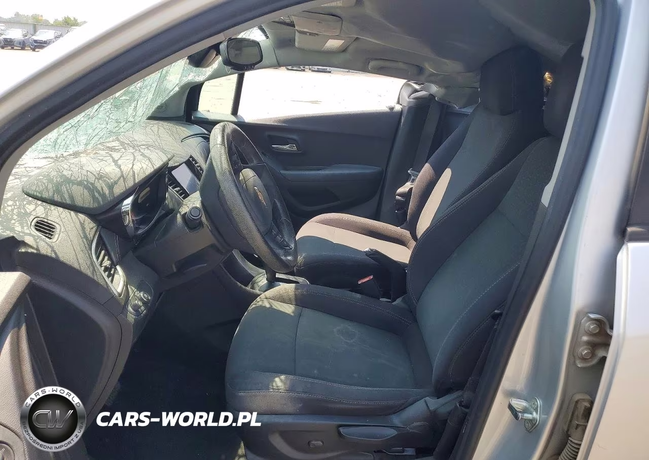 2020 Chevrolet Trax Ls VIN:3GNCJKSBXLL112260 - 7