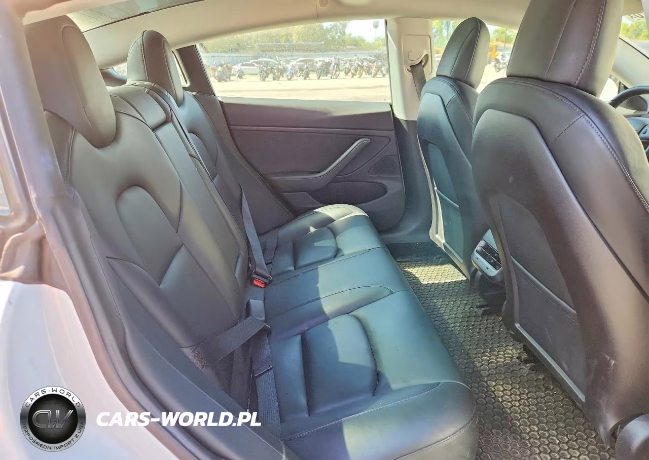 2019 Tesla Model 3 VIN:5YJ3E1EA4KF401402 - 10