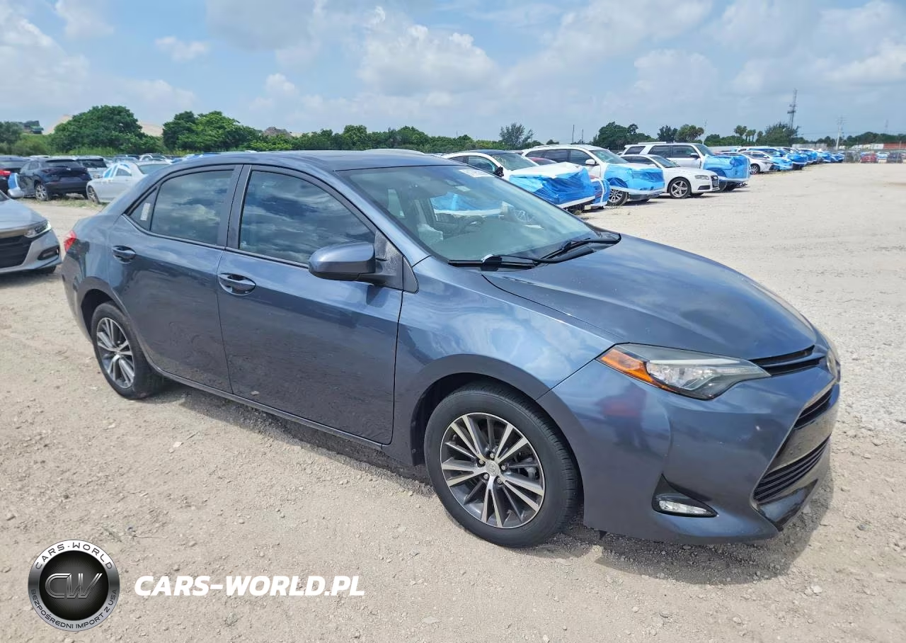 2017 Toyota Corolla Le VIN:2T1BURHE6HC785319 - 4