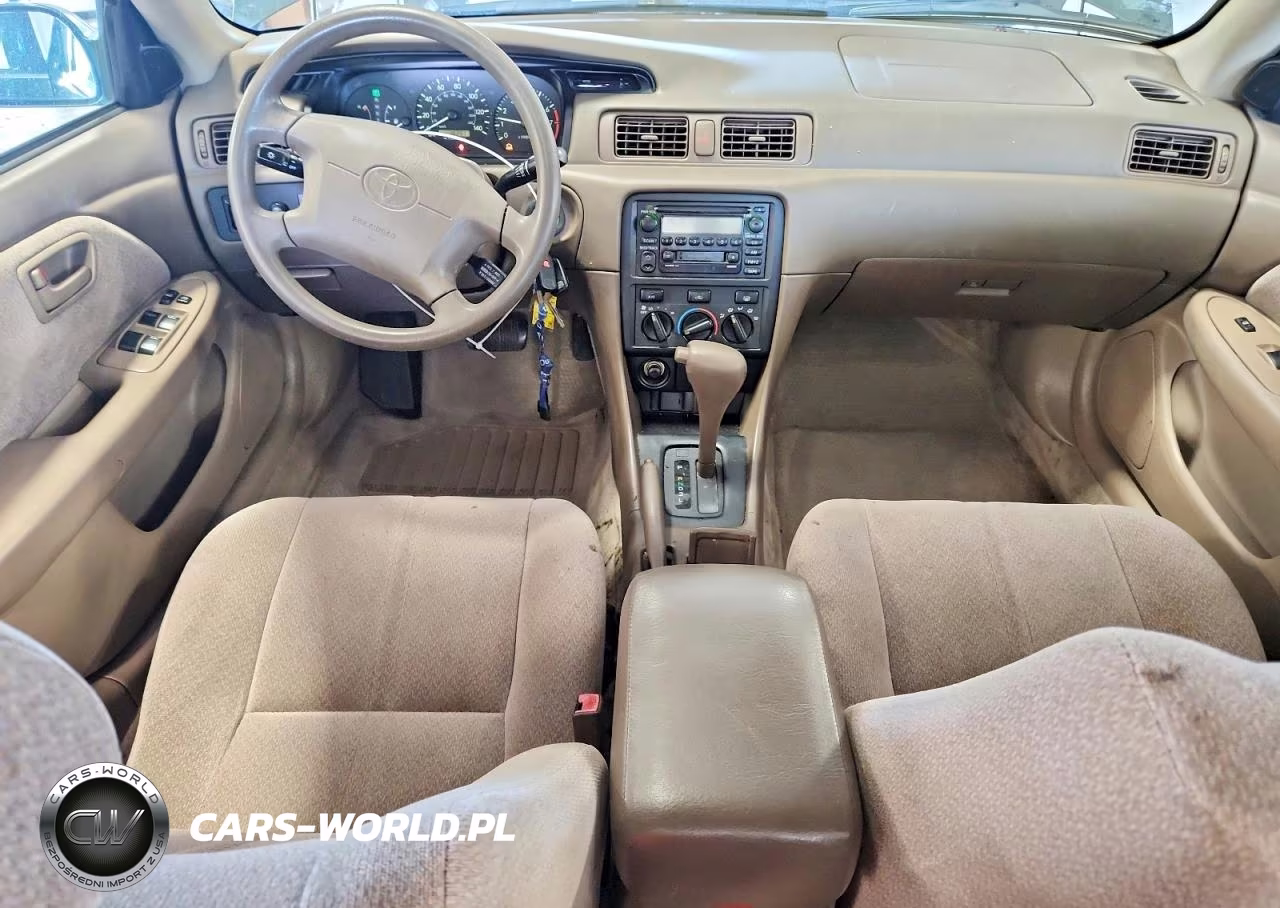 2000 Toyota Camry Le VIN:JT2BG22K1Y0491200 - 8