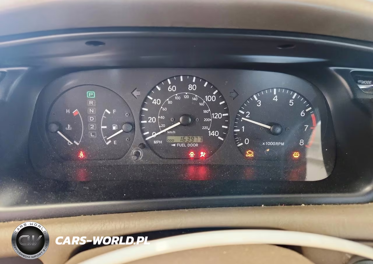 2000 Toyota Camry Le VIN:JT2BG22K1Y0491200 - 9
