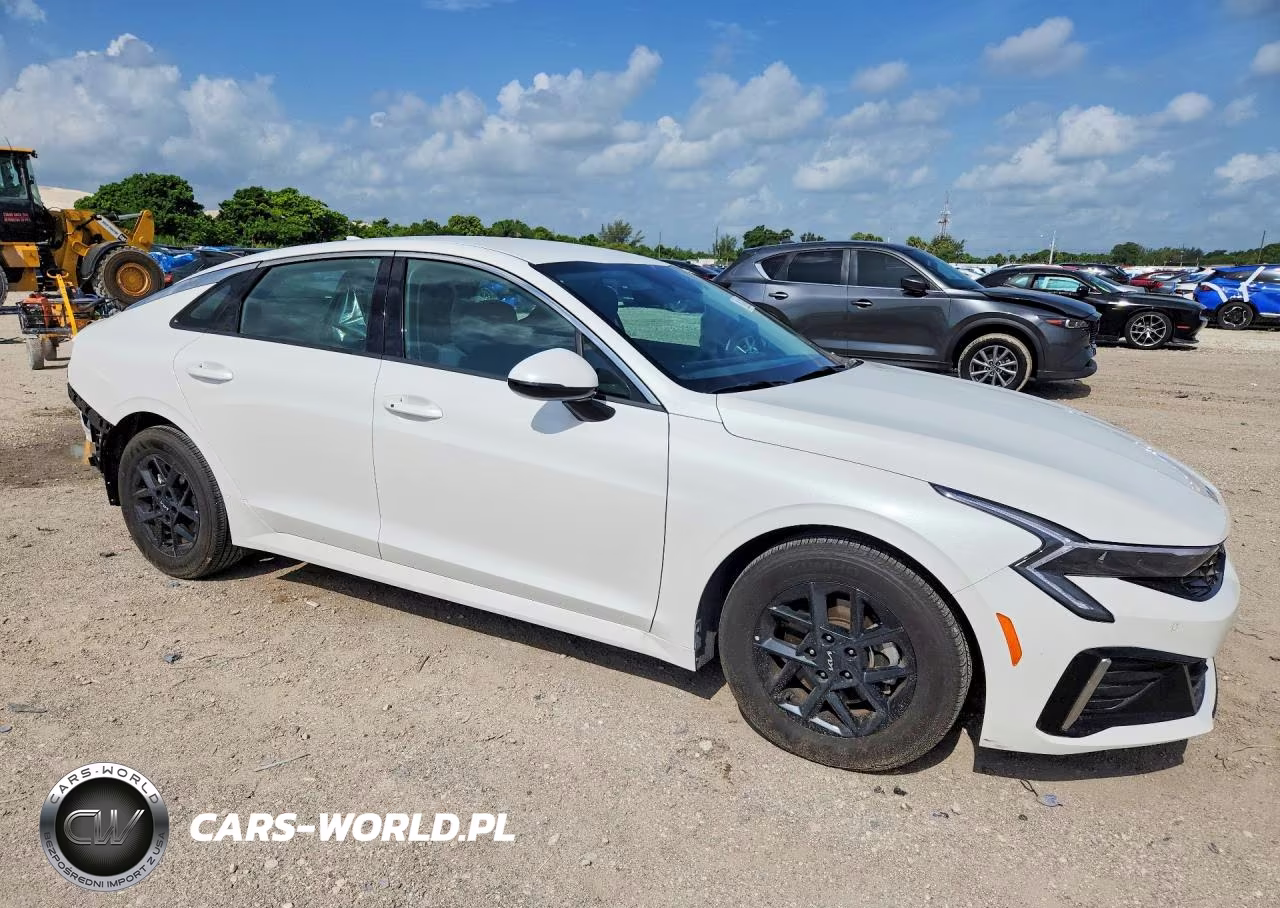 2026 Kia K5 Lxs VIN:KNAG24J79T5447992 - 4