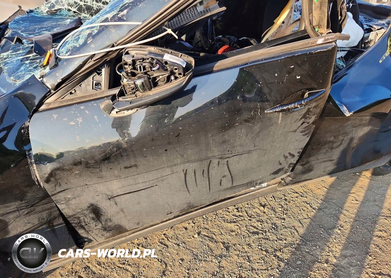 2019 Mazda 3 Premium VIN:JM1BPANM2K1135824 - 7