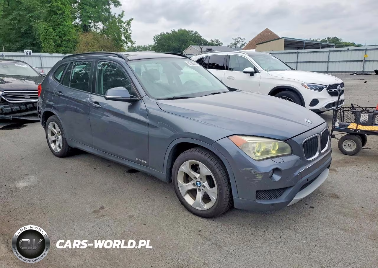 2013 BMW X1 Sdrive28I VIN:WBAVM1C51DVL64344 - 4