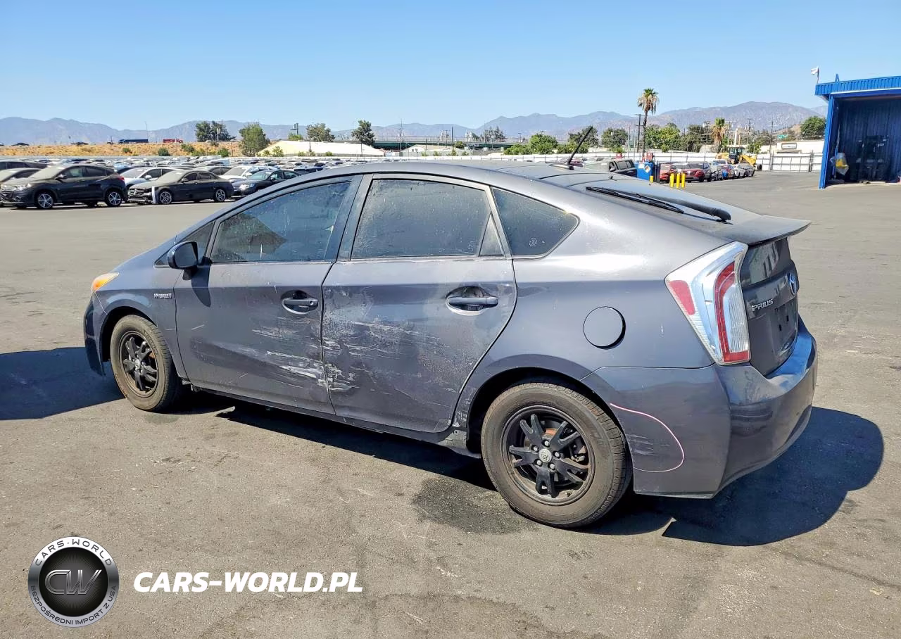 2015 Toyota Prius Four VIN:JTDKN3DU0F1931058 - 2