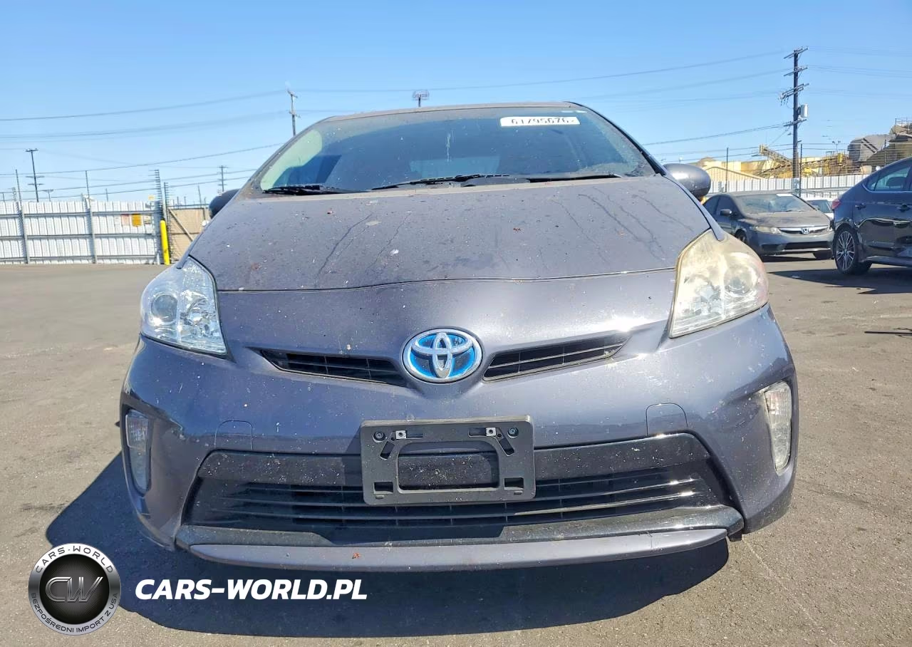 2015 Toyota Prius Four VIN:JTDKN3DU0F1931058 - 5