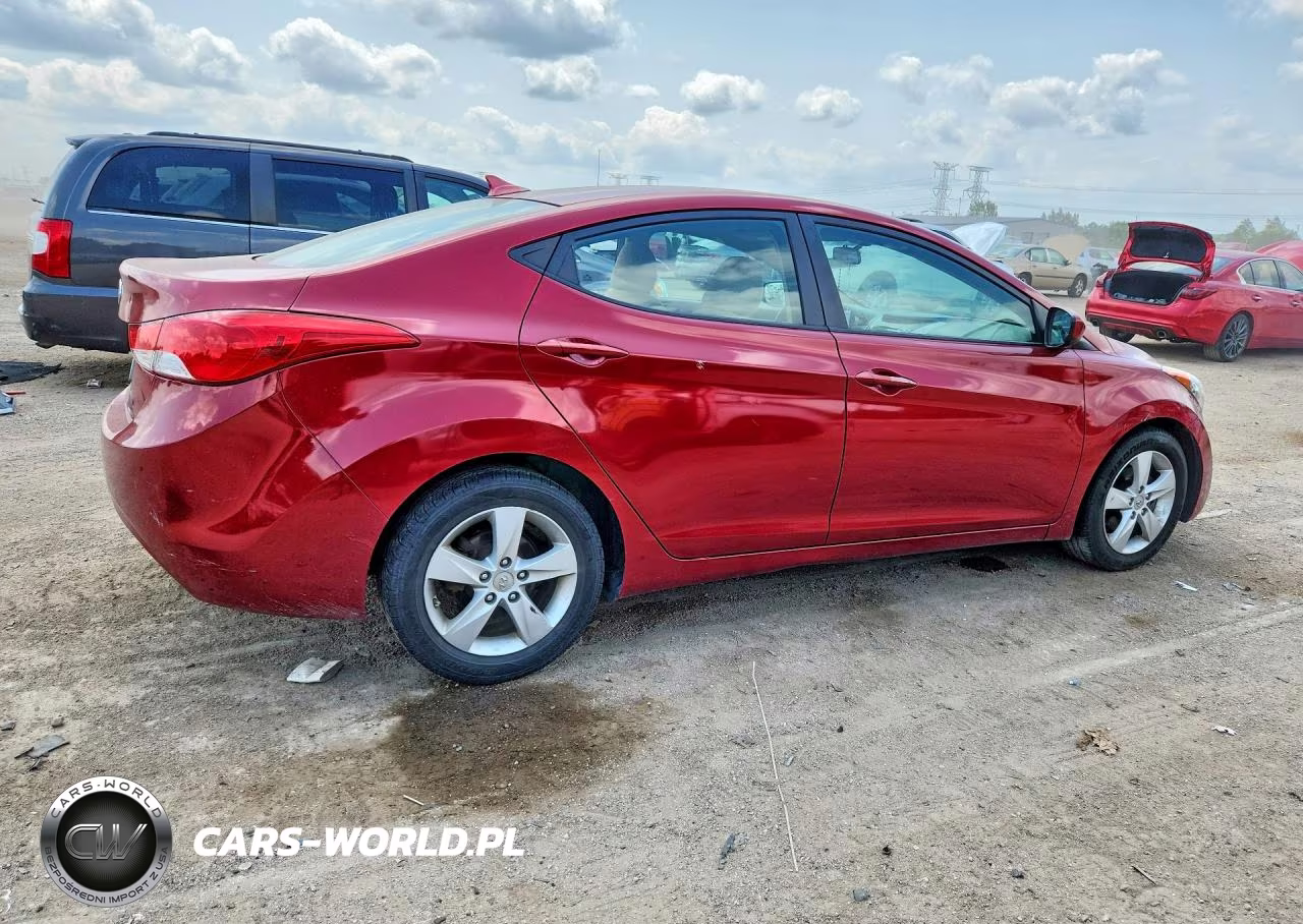 2013 Hyundai Elantra Gls VIN:5NPDH4AE1DH448316 - 3