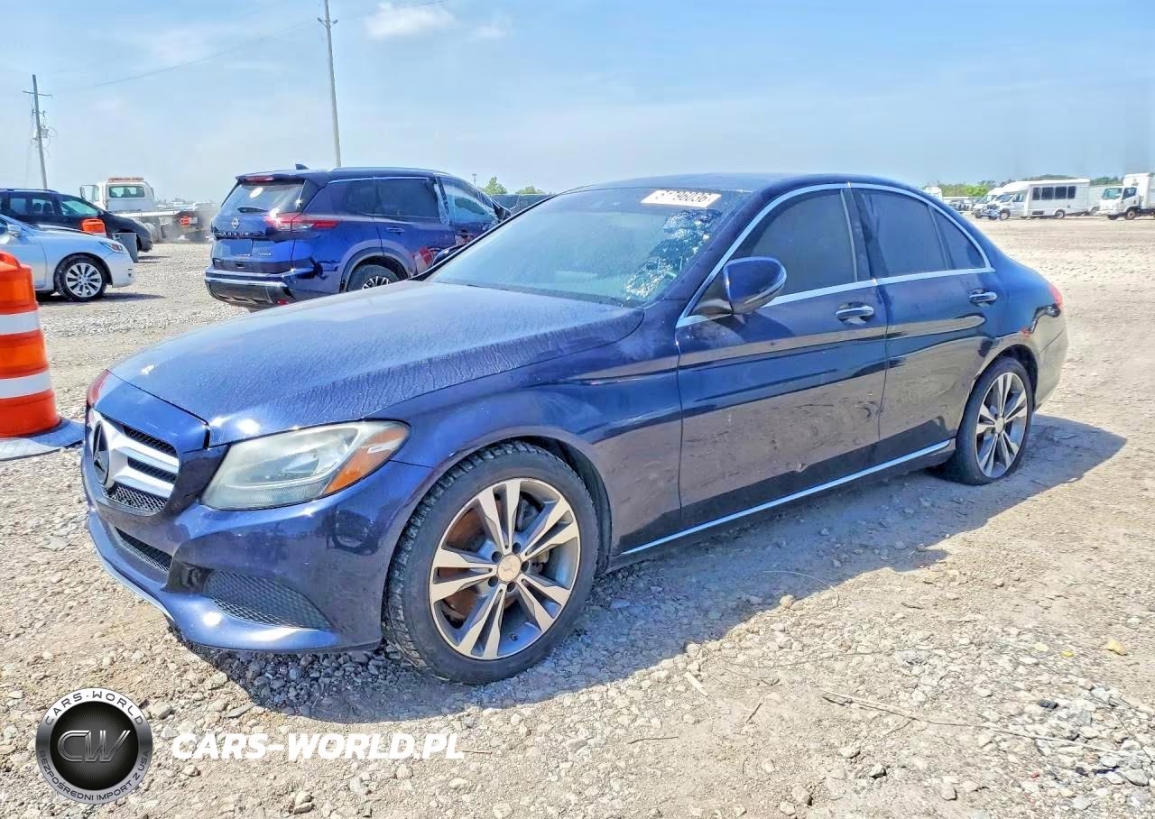 2016 Mercedes-Benz C 300 – zdjęcie 1 z 12