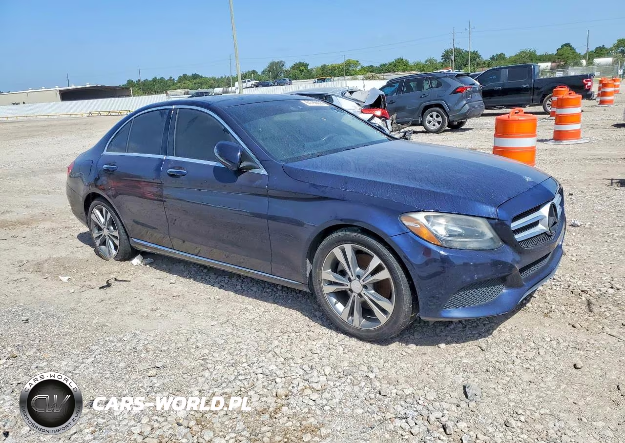 2016 Mercedes-Benz C 300 VIN:55SWF4JB9GU115545 - 4