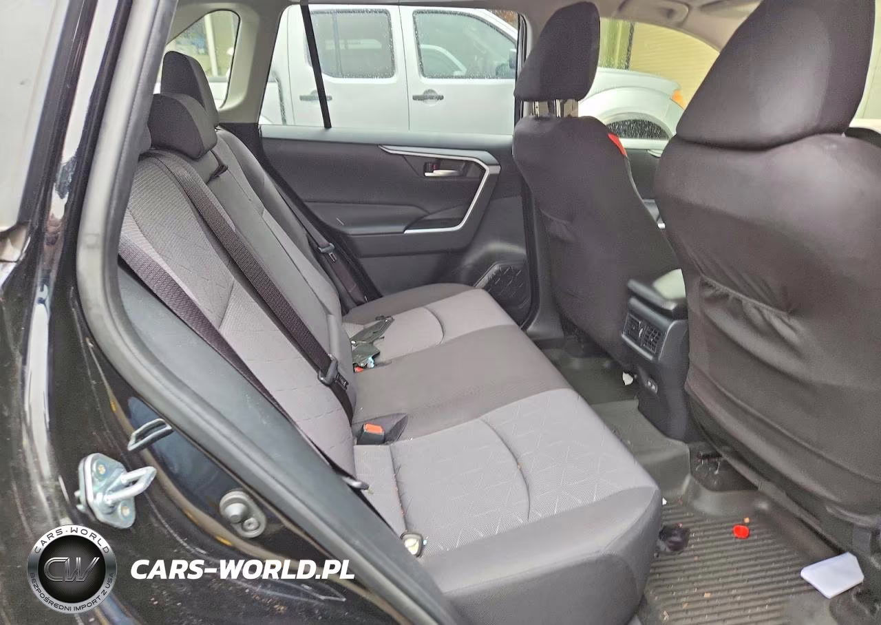 2025 Toyota Rav4 Xle VIN:JTMW1RFV6SJ032463 - 11