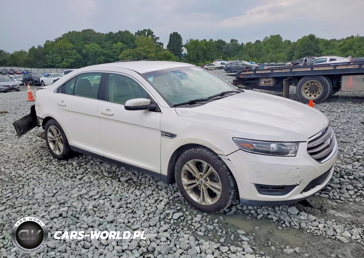 2015 Ford Taurus Sel VIN:1FAHP2E8XFG160871 - 4