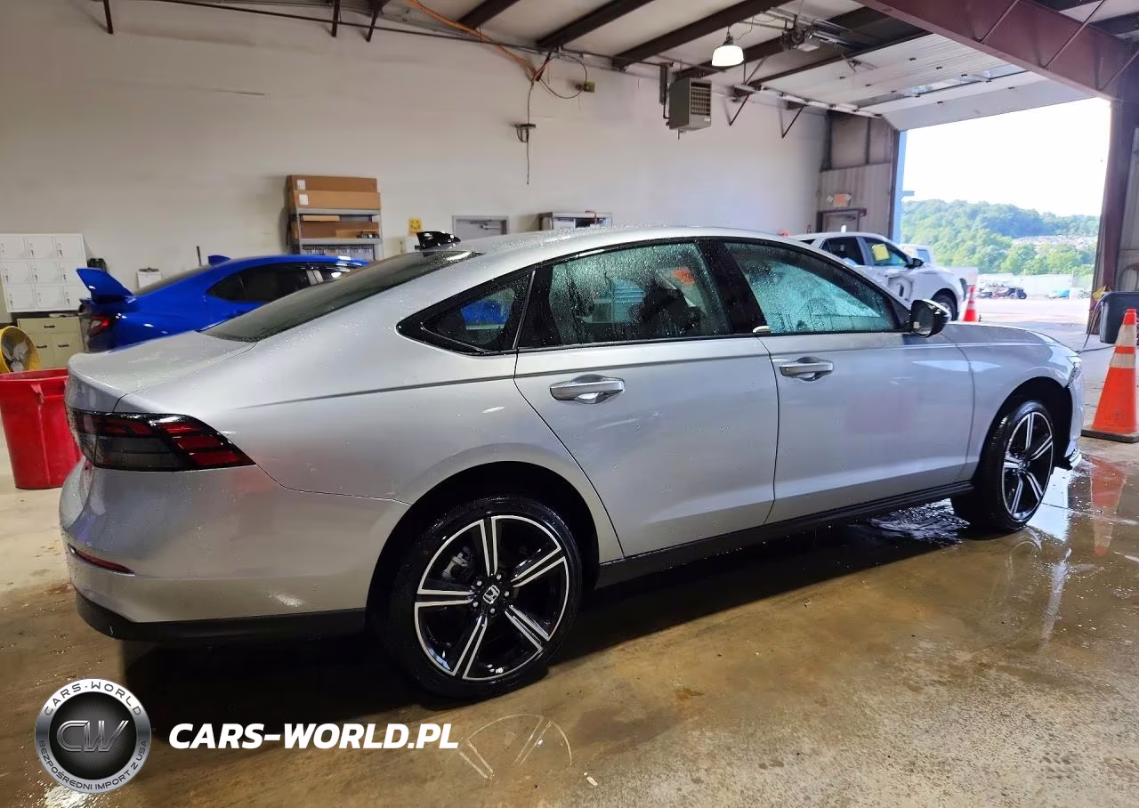 2026 Honda Accord Se VIN:1HGCY1F40TA043310 - 3