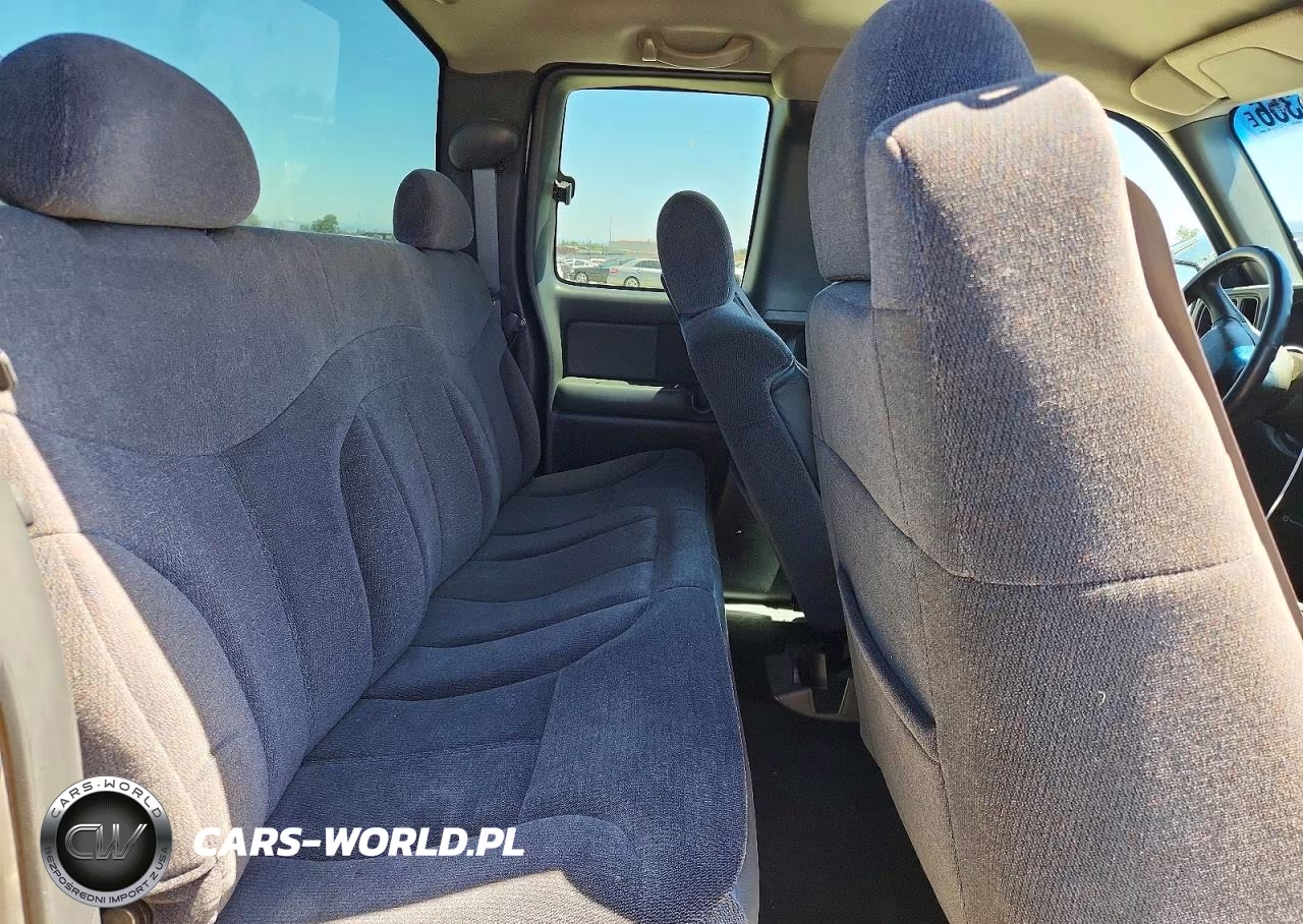 2000 GMC New Sierra C1500 VIN:1GTEC19T6YZ329664 - 10