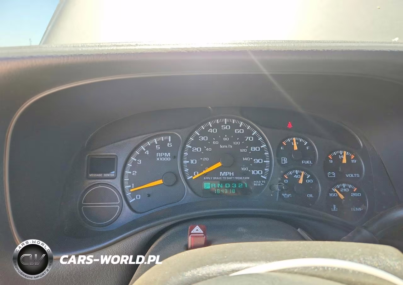 2000 GMC New Sierra C1500 VIN:1GTEC19T6YZ329664 - 9