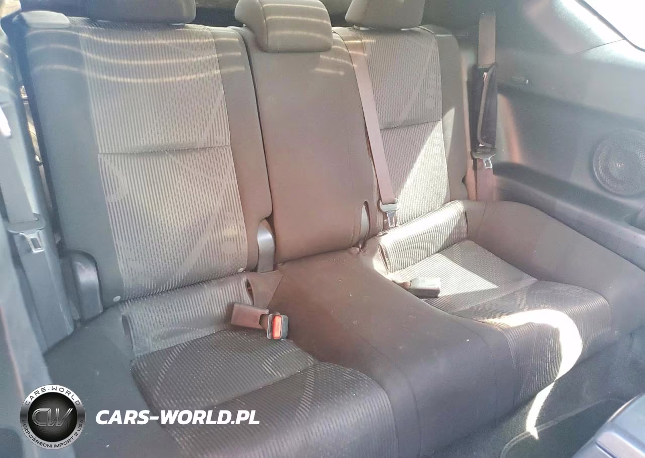 2011 Scion Tc Base VIN:JTKJF5C77B3022502 - 10