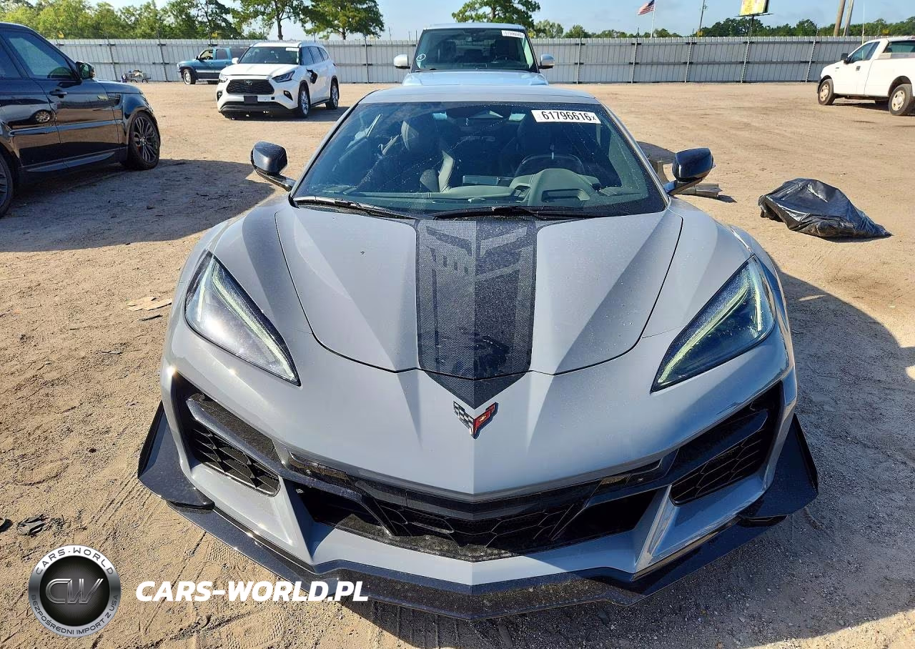 2025 Chevrolet Corvette E-Ray 3Lz VIN:1G1YM3D4XS5500543 - 5