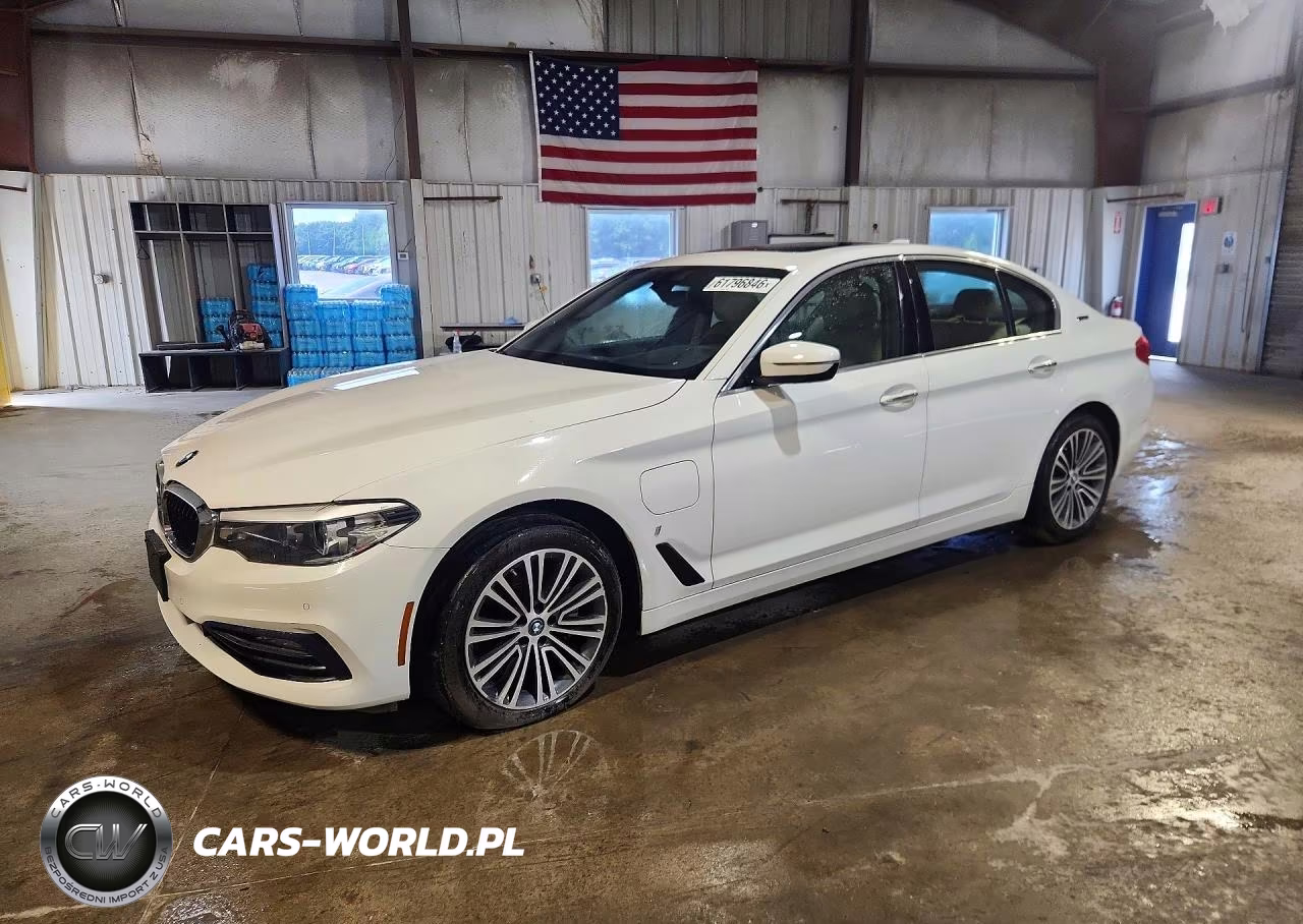 2018 BMW 530Xe