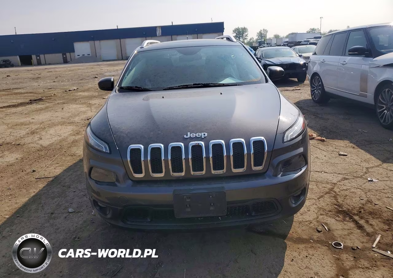 2015 Jeep Cherokee Latitude VIN:1C4PJMCS8FW502700 - 5