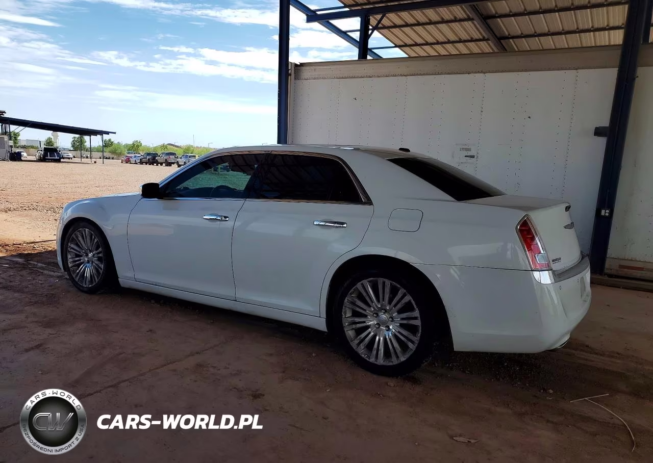 2011 Chrysler 300C VIN:2C3CA6CT2BH599361 - 2